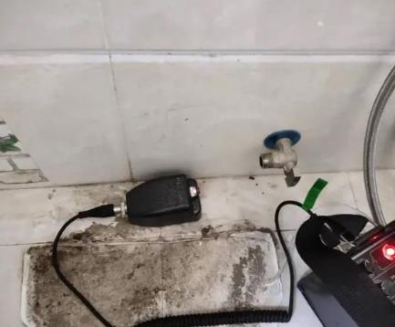 黄浦屋顶漏水维修公司分享下卫生间漏水的危害及解决方法